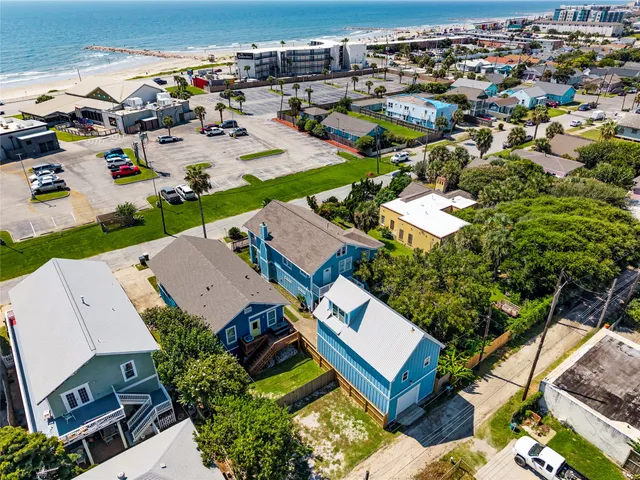 $899,900 | 3520 Avenue S 1/2, Galveston, TX 77550