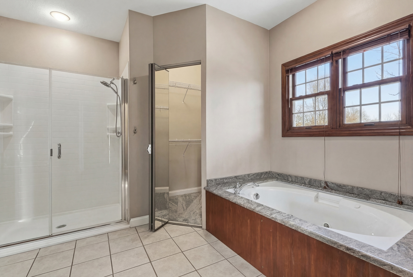 11063 95th Avenue Blue Grass, IA 52726 - Photo 24 of 44