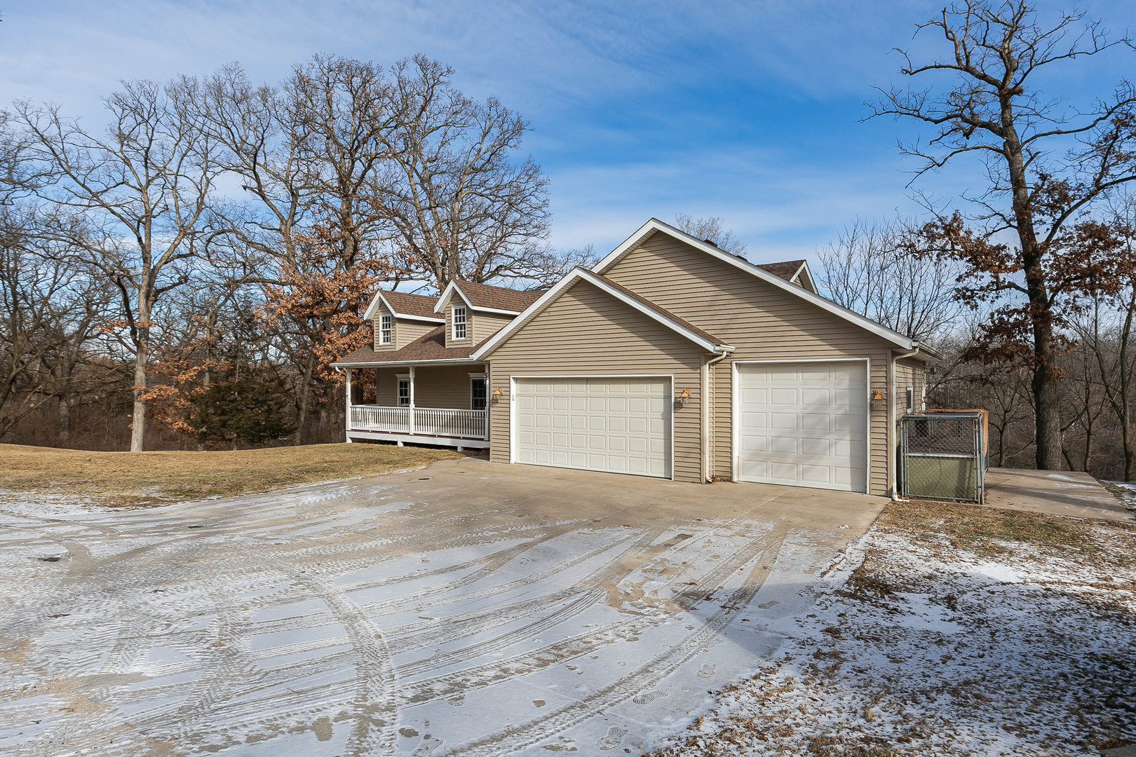 11063 95th Avenue Blue Grass, IA 52726 - Photo 4 of 44