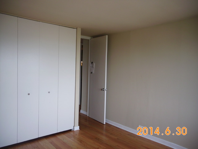 655 West Irving Park Road, Unit 4910 Chicago, IL 60613 - Photo 13 of 22 a view of an empty room