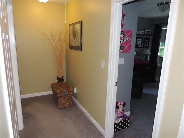 10 Maxwell Court, Unit A Worcester, MA 01607 - Photo 16 of 19 Gallery Image 16