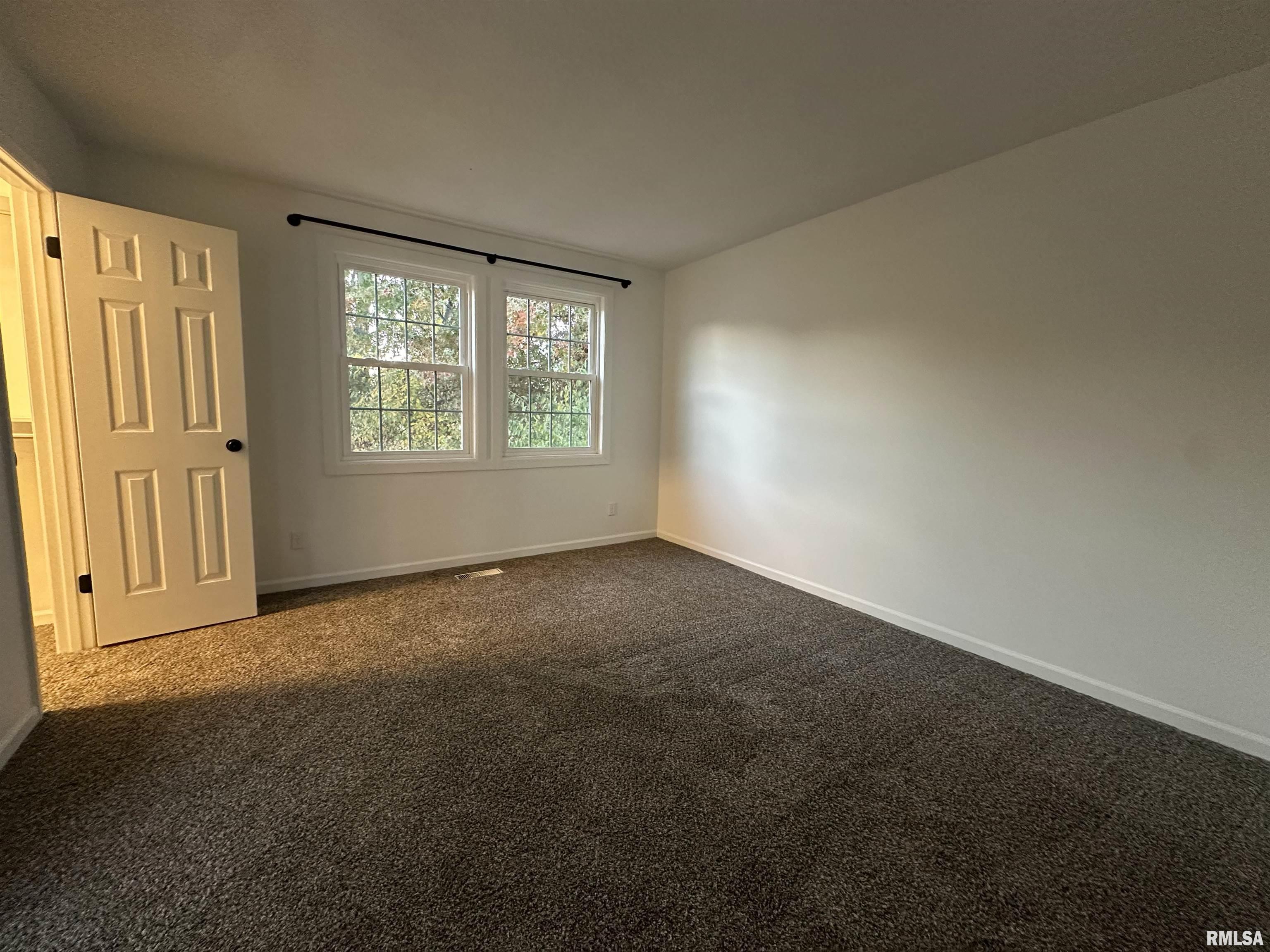 40 North Yorktown Road Macomb, IL 61455 - Photo 11 of 22