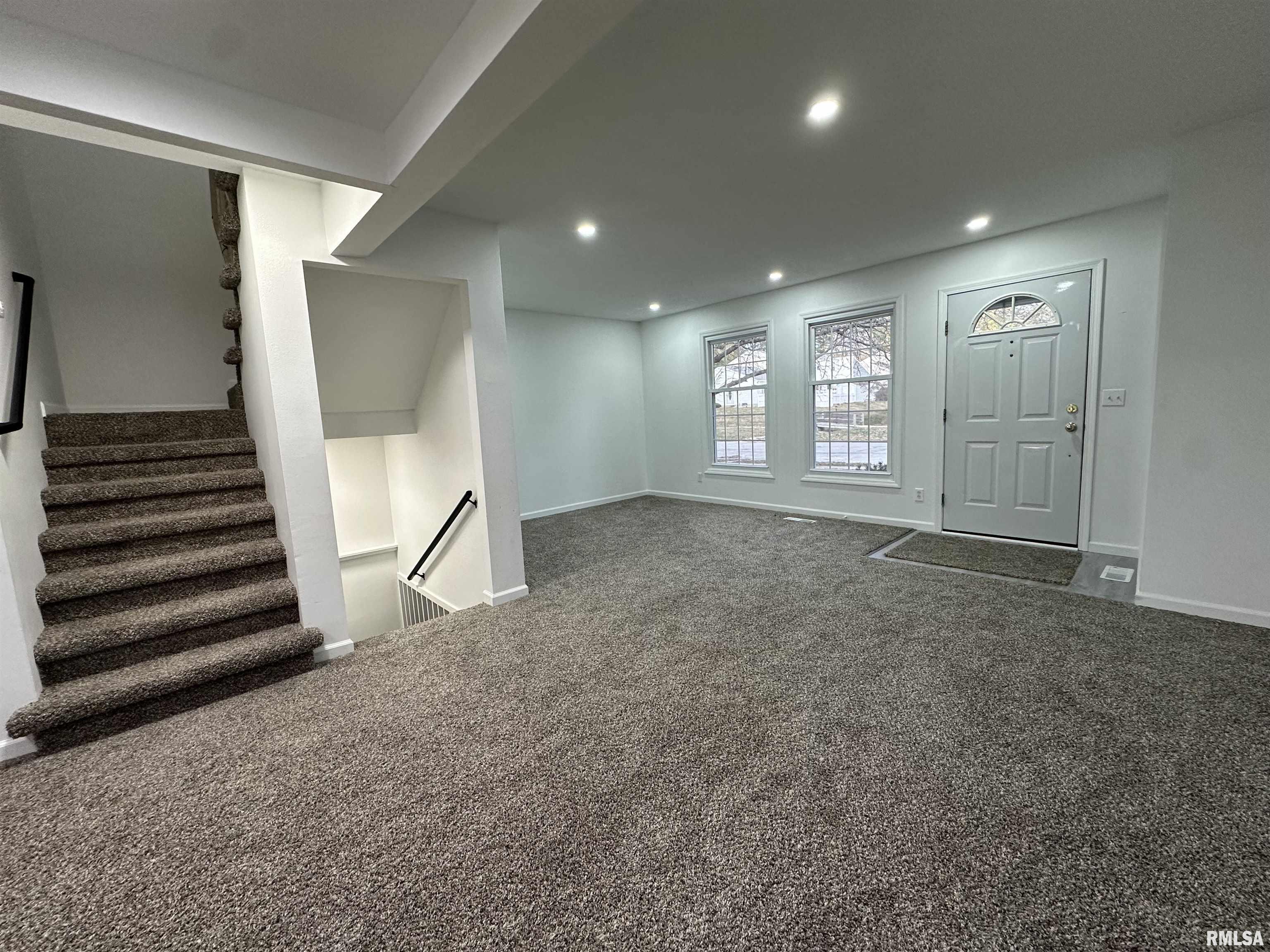 40 North Yorktown Road Macomb, IL 61455 - Photo 4 of 22