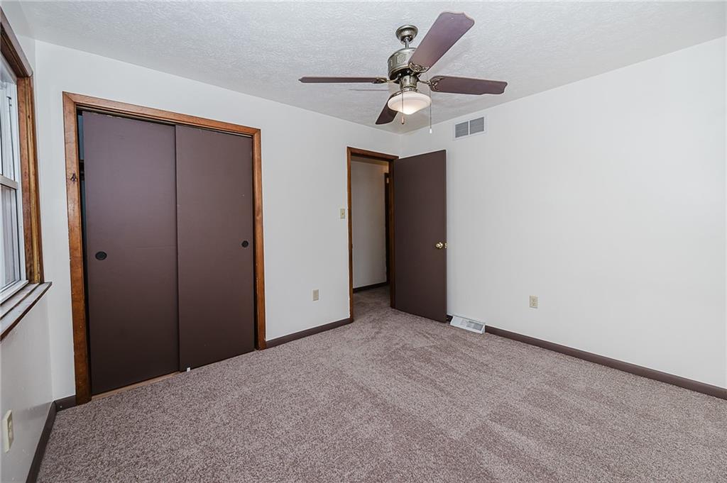 28 Indiana Avenue Avonmore, PA 15618 - Photo 19 of 49 a view of a livingroom with a ceiling fan