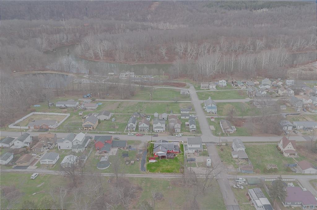 28 Indiana Avenue Avonmore, PA 15618 - Photo 41 of 49 a bathroom with a shower