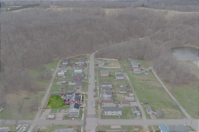 $155,900 | 28 Indiana Avenue, Avonmore, PA 15618