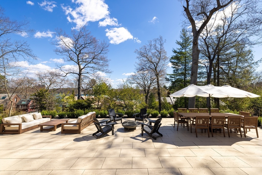 124 Chestnut Hill Road Newton, MA 02467 - Photo 22 of 27
