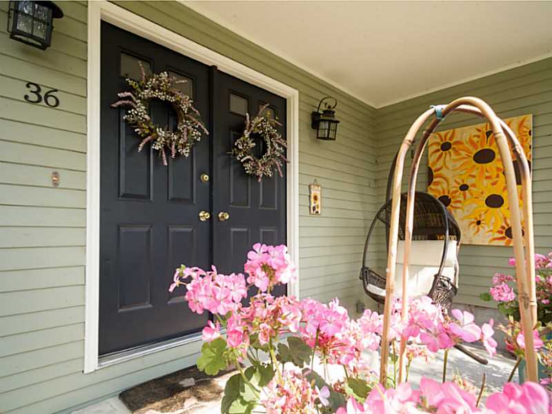 Exterior Front.