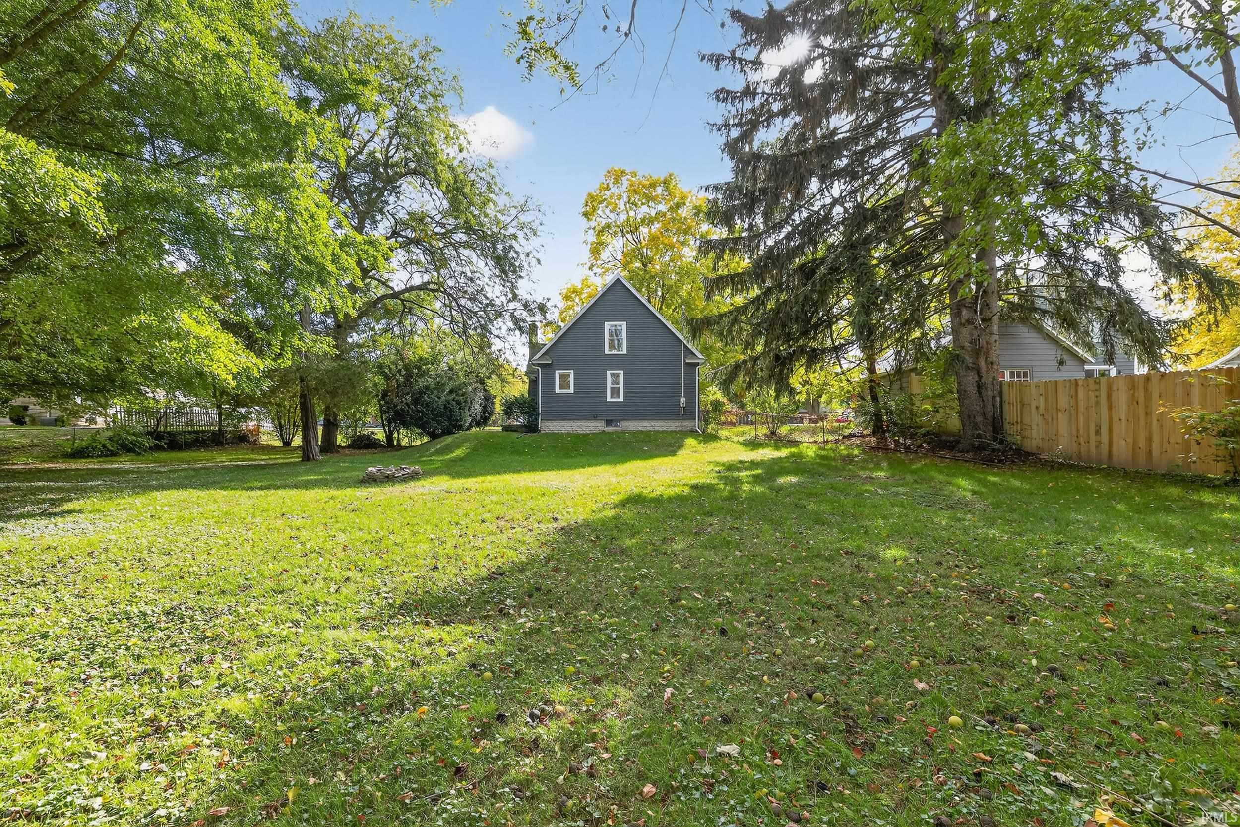 321 West Johnson Road La Porte, IN 46350 - Photo 23 of 28