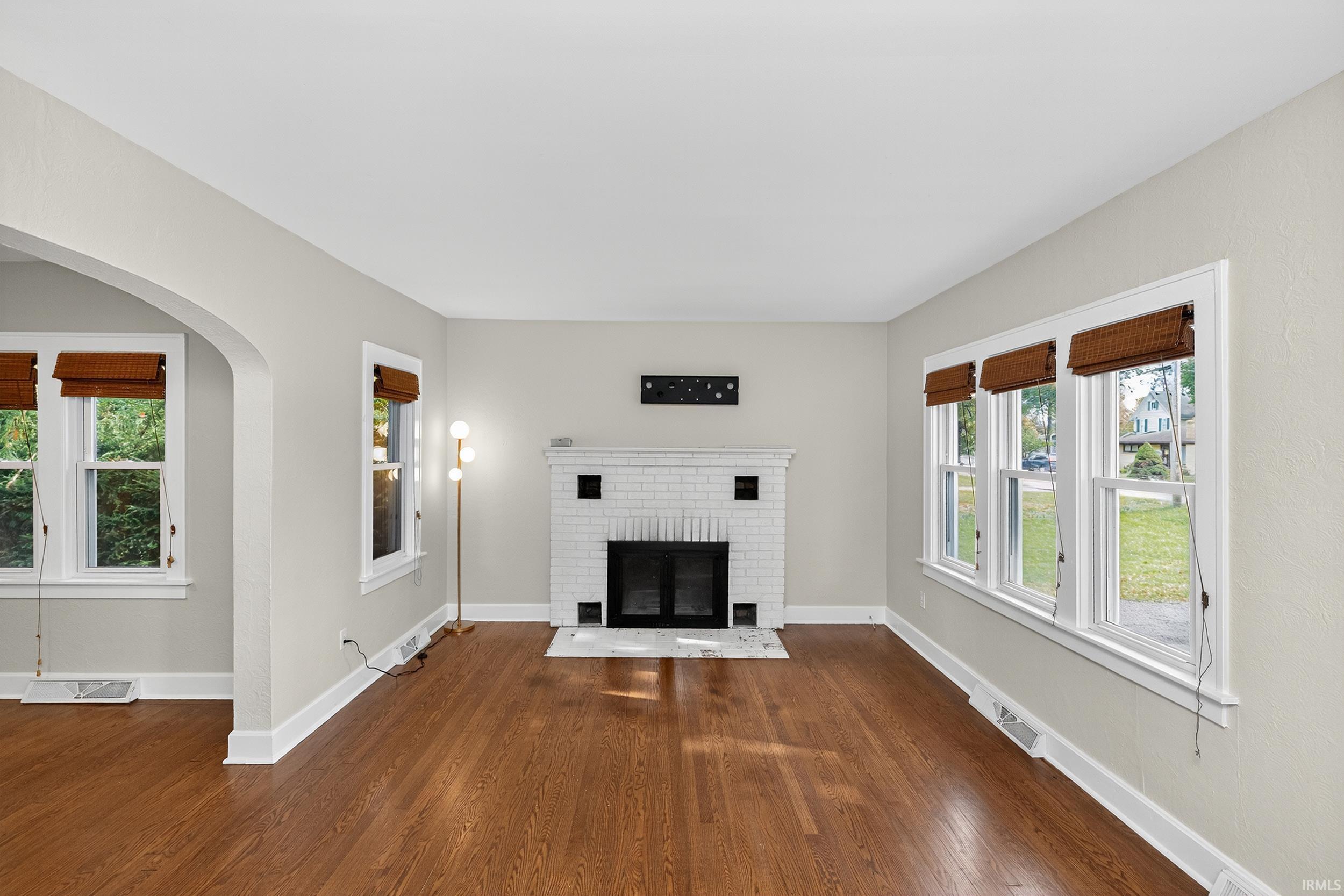 321 West Johnson Road La Porte, IN 46350 - Photo 6 of 28