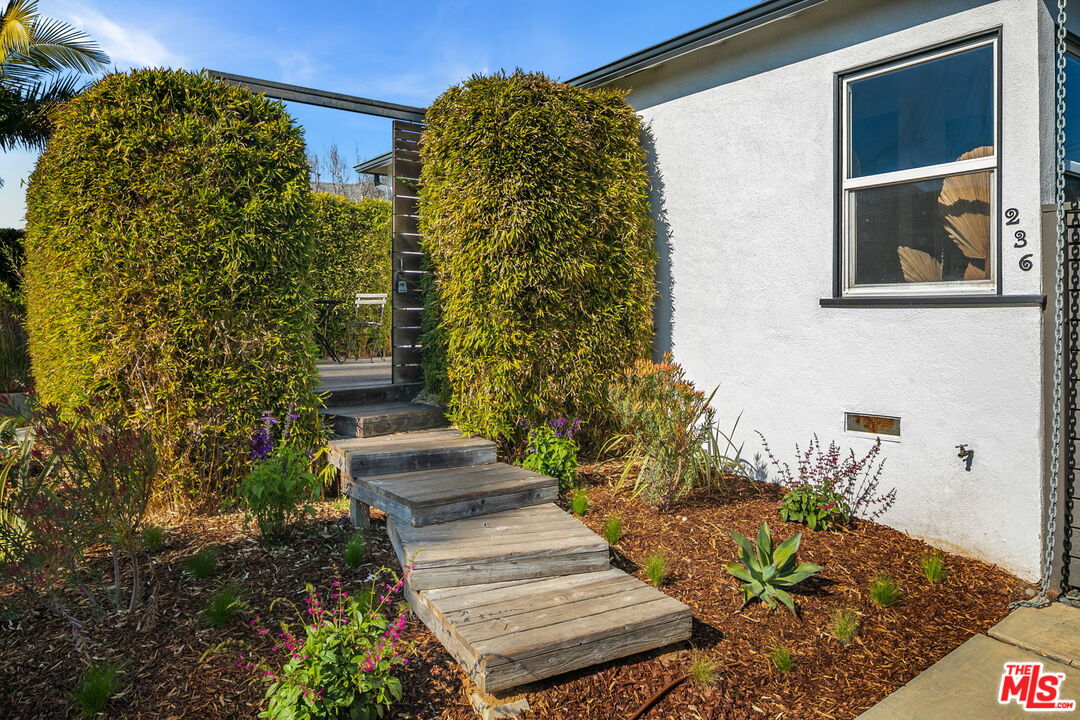 234 Ruth Avenue Venice, CA 90291 - Photo 3 of 33 Gallery Image 3