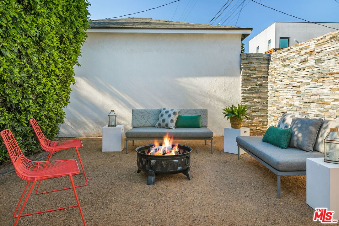 234 Ruth Avenue Venice, CA 90291 - Photo 27 of 33 Gallery Image 27