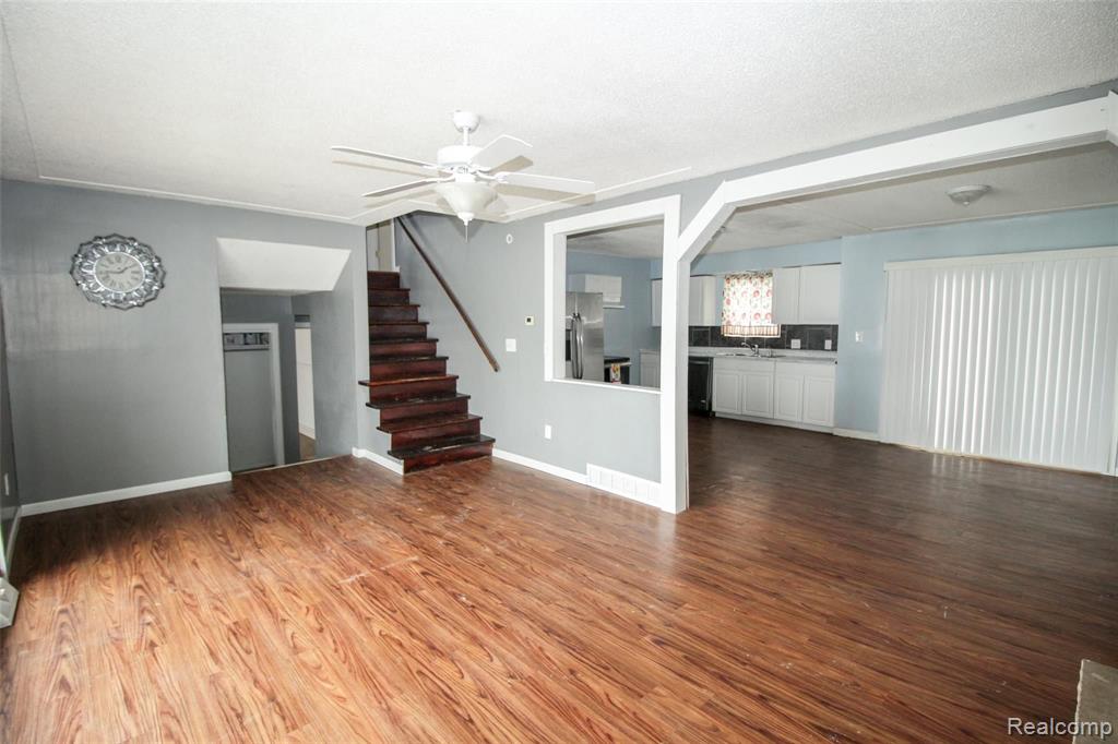 1790 West Fry Road Burt, MI 48417 - Photo 5 of 35