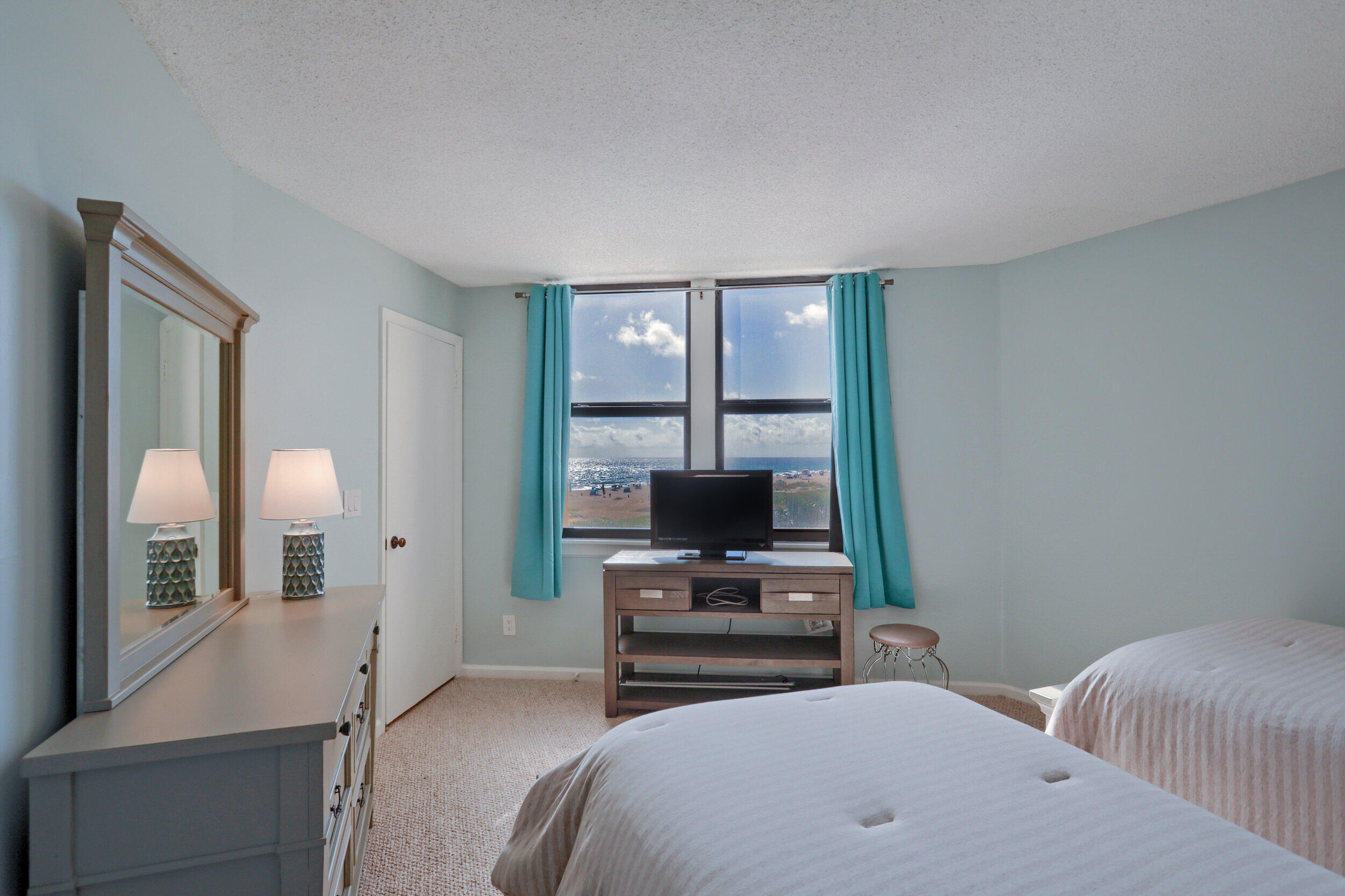2800 North Ocean Drive, Unit A Riviera Beach, FL 33404 - Photo 23 of 65 22_320a9914-hdr(7)_n 1