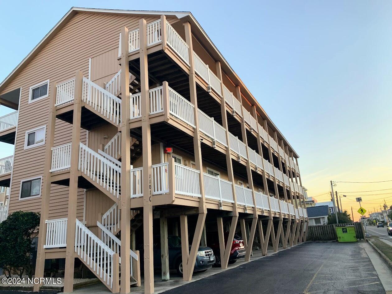 1101 South Lake Park Blvd Unit C11  