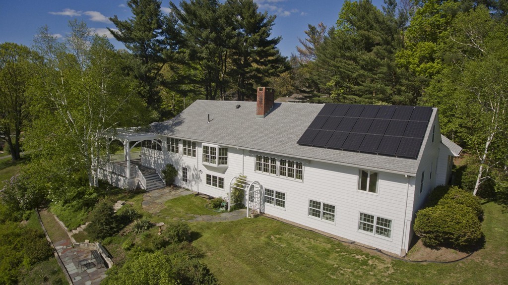 26 Plum Tree Road Amherst, MA 01002 - Photo 3 of 30