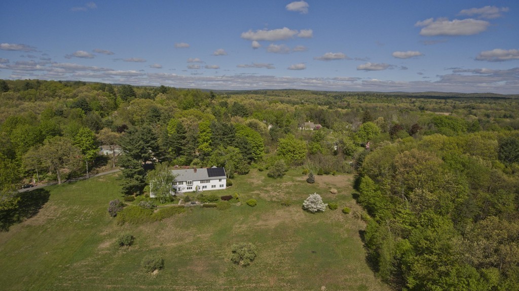 26 Plum Tree Road Amherst, MA 01002 - Photo 8 of 30