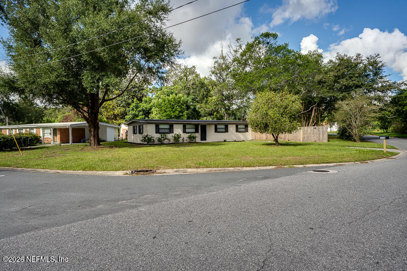 7578 Ridgeway Road North Jacksonville, FL 32244 - Photo 2 of 19 20260901 7578 Ridgeway Rd N002SMALL