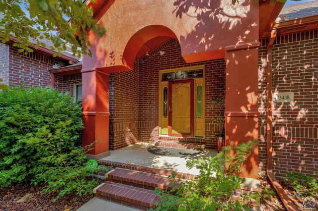 $1,650,000 | 23438 Southwest Pilot Point Road, Douglass, KS 67039