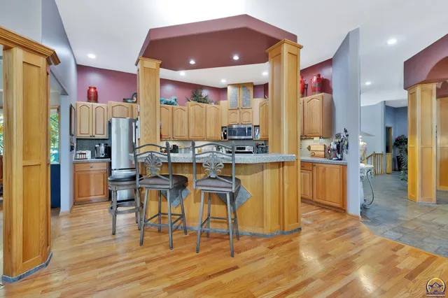 $1,650,000 | 23438 Southwest Pilot Point Road, Douglass, KS 67039