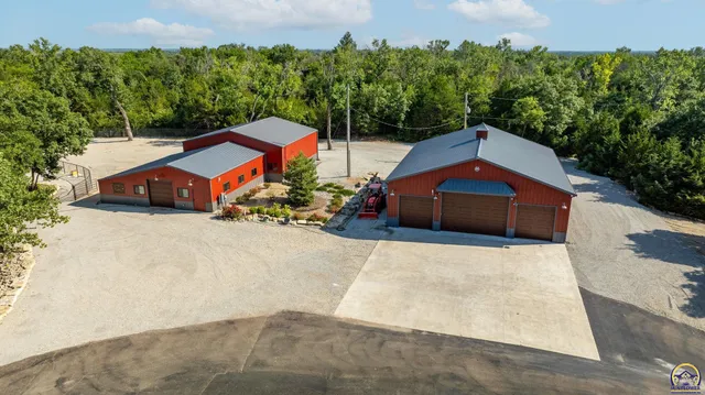 $1,650,000 | 23438 Southwest Pilot Point Road, Douglass, KS 67039