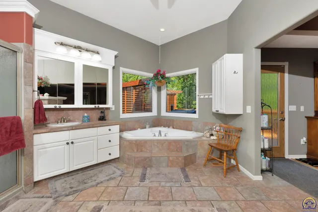 $1,650,000 | 23438 Southwest Pilot Point Road, Douglass, KS 67039