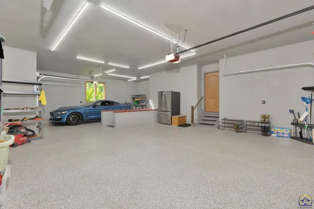 $1,650,000 | 23438 Southwest Pilot Point Road, Douglass, KS 67039