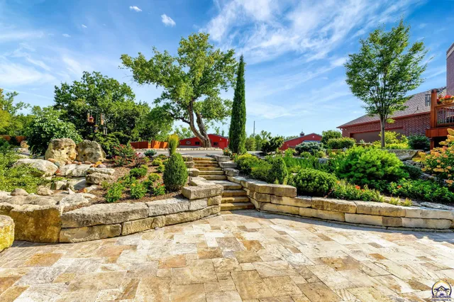 $1,650,000 | 23438 Southwest Pilot Point Road, Douglass, KS 67039