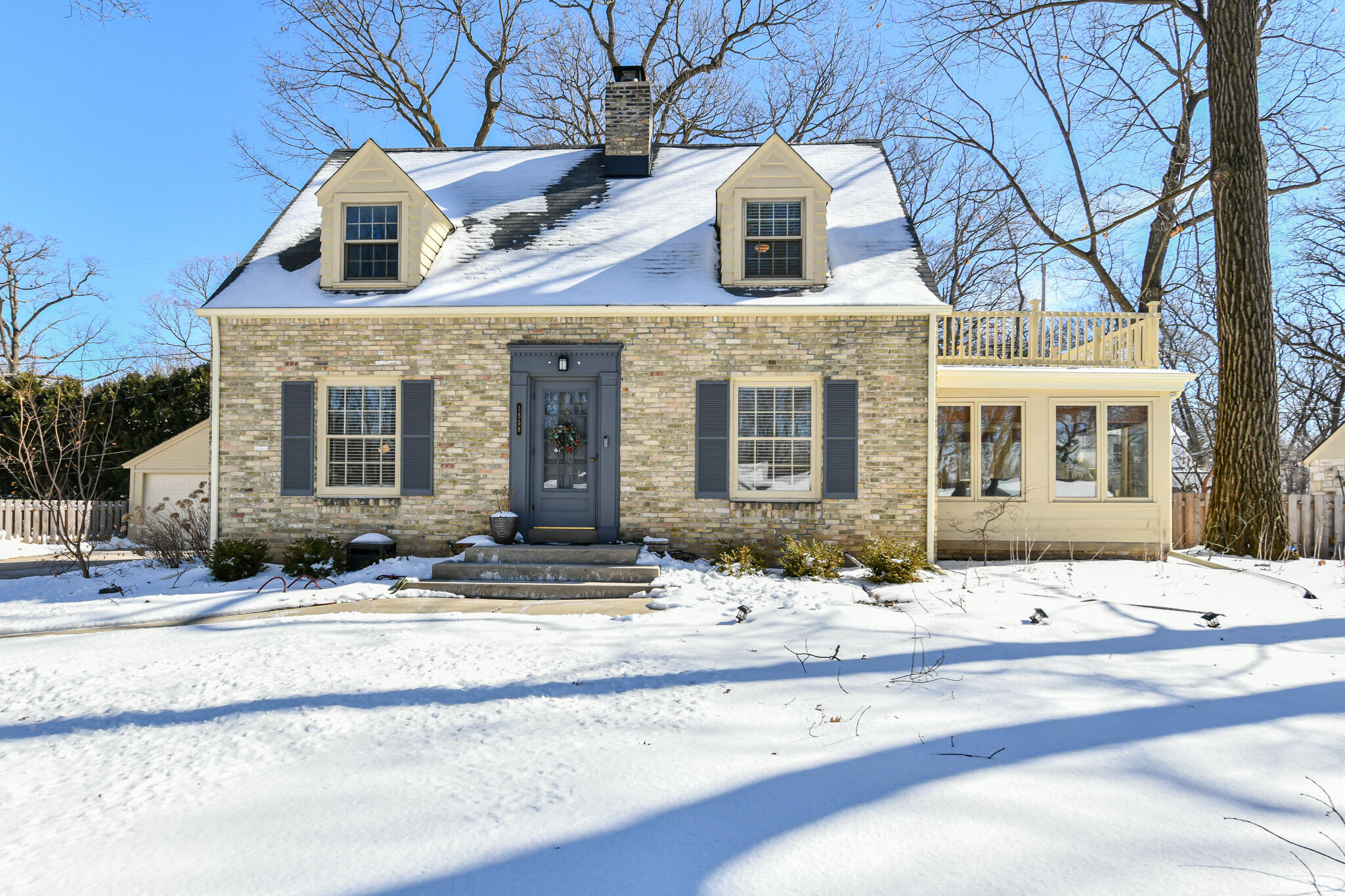 1558 North 123rd Street, Wauwatosa, WI 53226 Compass