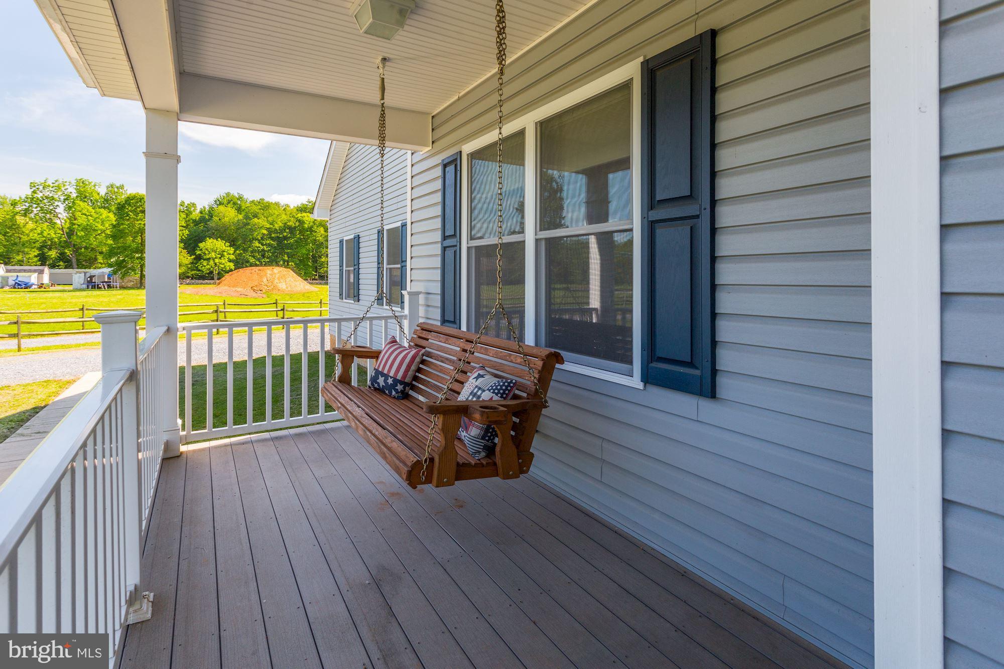 10536 Bethel Road Frederick, MD 21702 - Photo 3 of 31 Large Front Porch