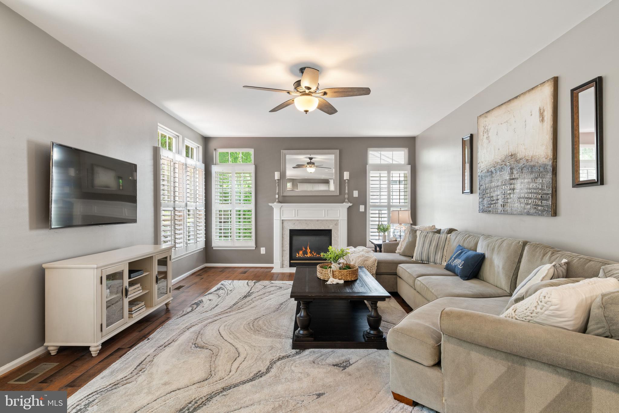 42702 Middle Ridge Place Broadlands, VA 20148 - Photo 17 of 60 Family Room