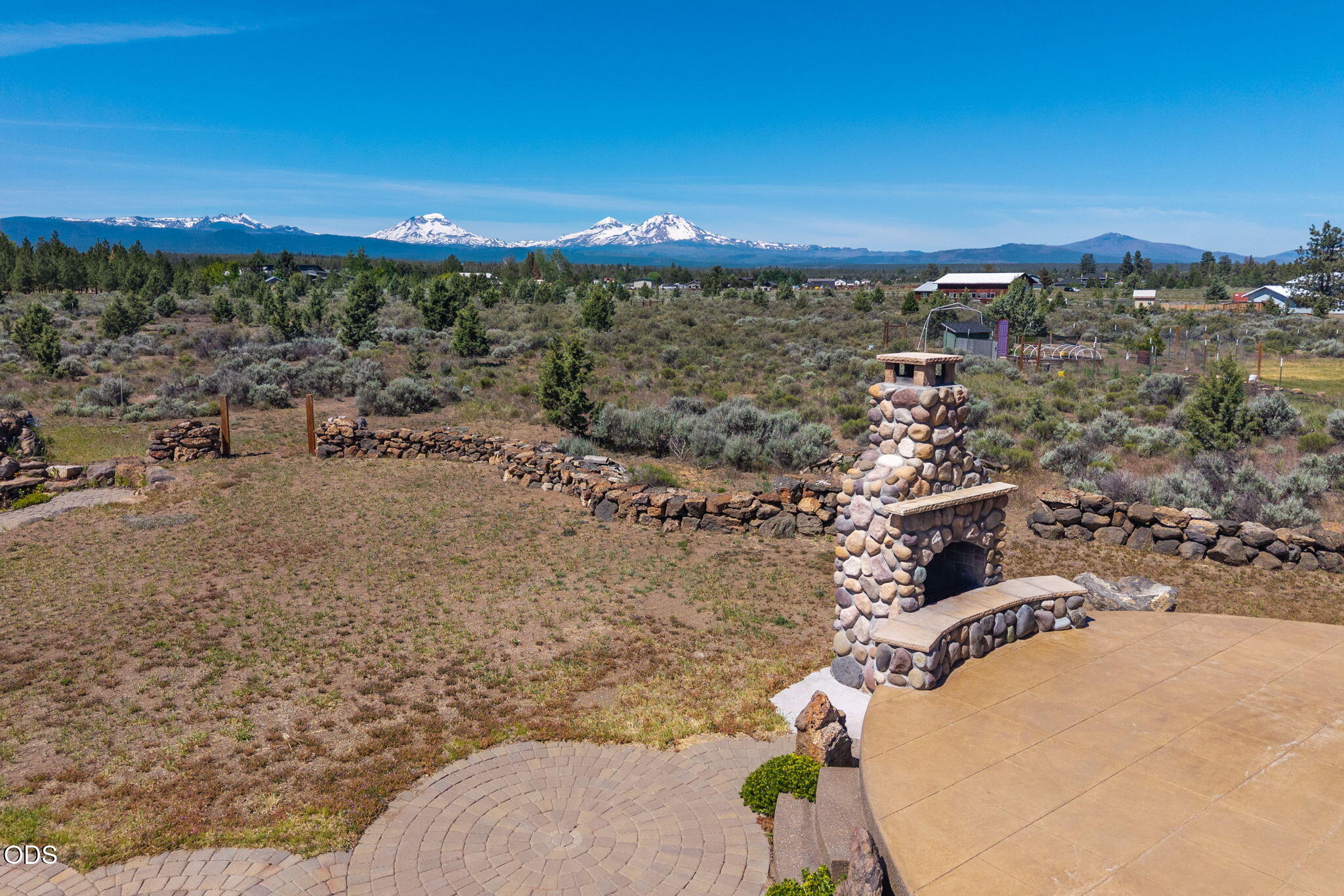 66967 Lance Road Bend, OR 97703 - Photo 50 of 58