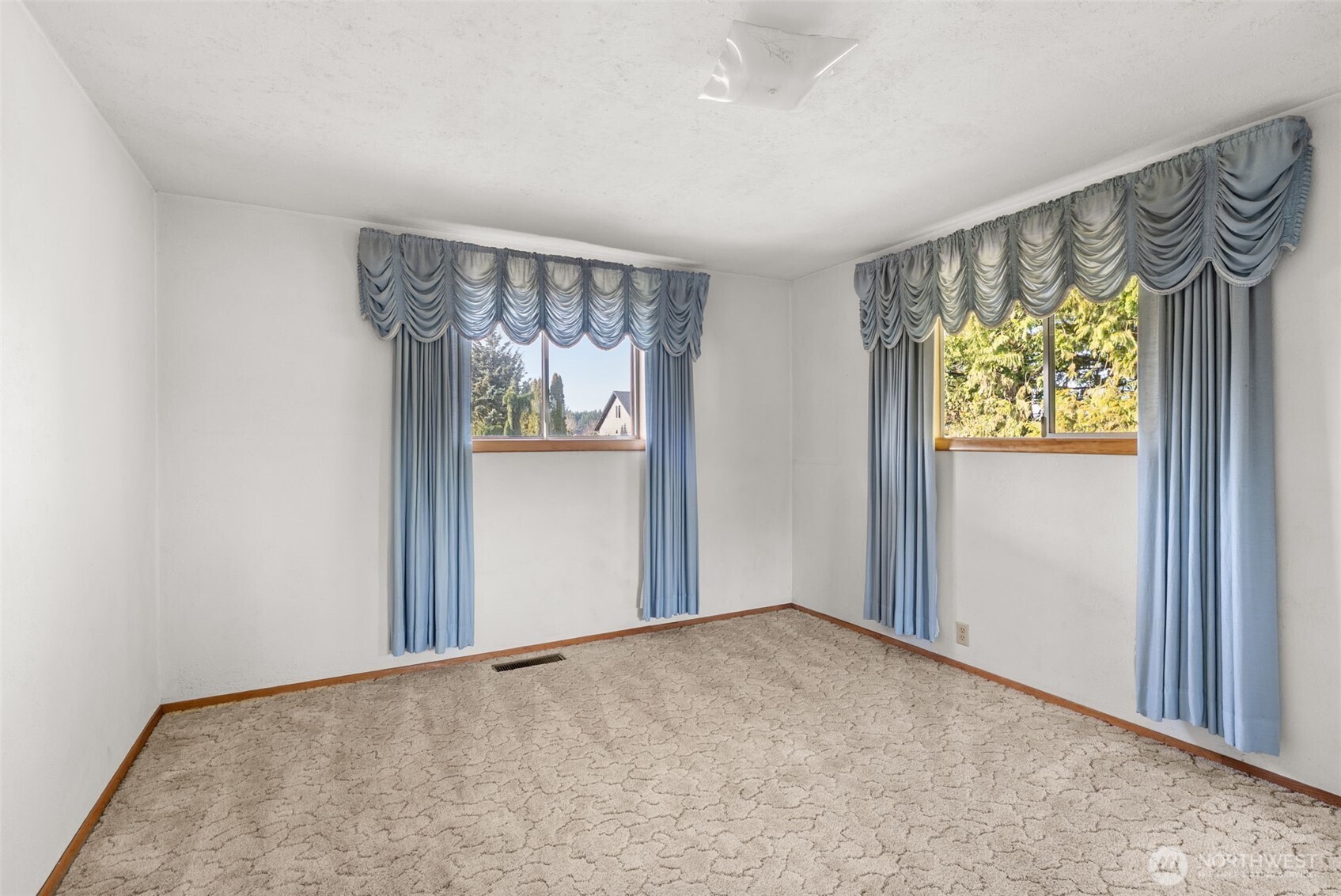 1480 Rush Road Chehalis, WA 98532 - Photo 14 of 40