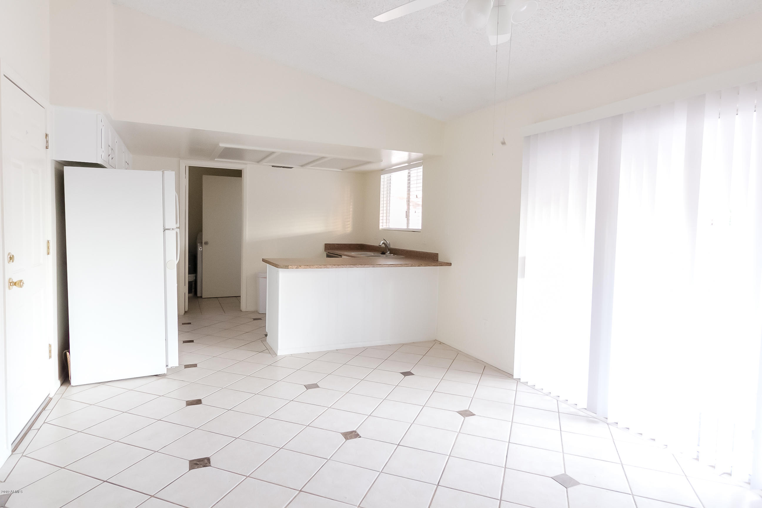 119 West Wagoner Road Phoenix, AZ 85023 - Photo 12 of 25 _MG_0013