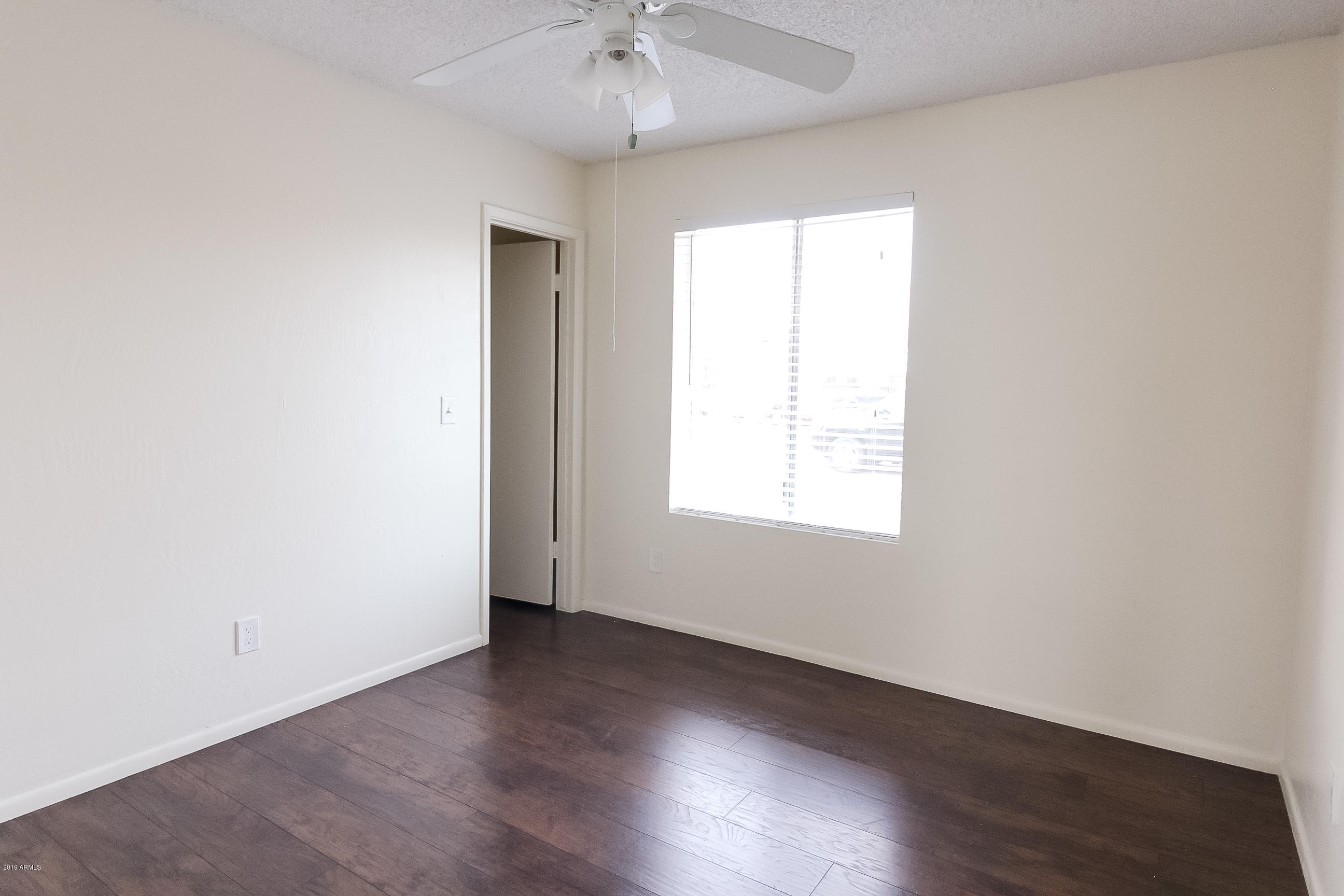 119 West Wagoner Road Phoenix, AZ 85023 - Photo 16 of 25 _MG_0018
