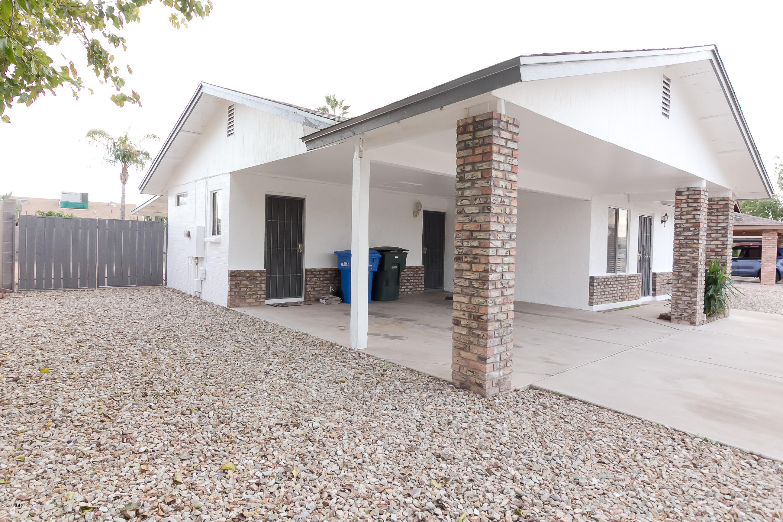 119 West Wagoner Road Phoenix, AZ 85023 - Photo 6 of 25 _MG_0006