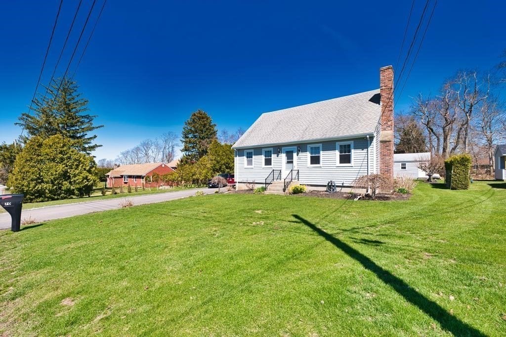 70 River Road Somerset, MA 02725 - Photo 1 of 42 Gallery Image 1