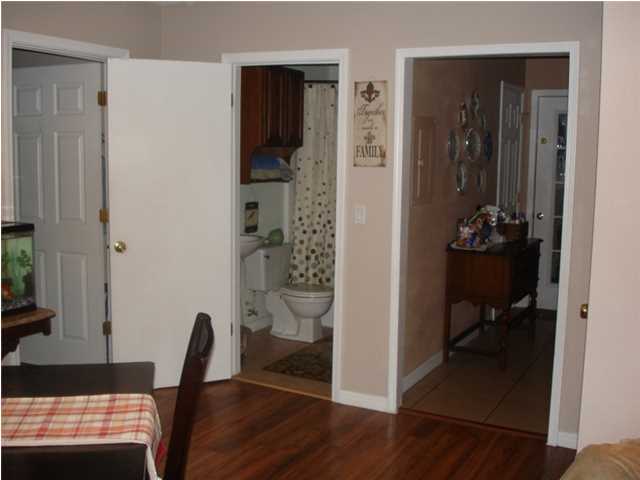 1237 East Chestnut Avenue Crestview, FL 32539 - Photo 11 of 17 Dining room