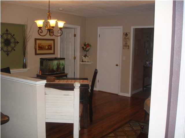 1237 East Chestnut Avenue Crestview, FL 32539 - Photo 12 of 17 Dining room