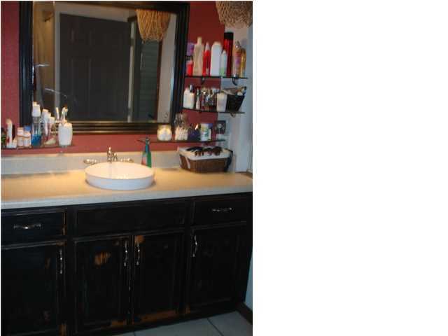 1237 East Chestnut Avenue Crestview, FL 32539 - Photo 5 of 17 Master bath