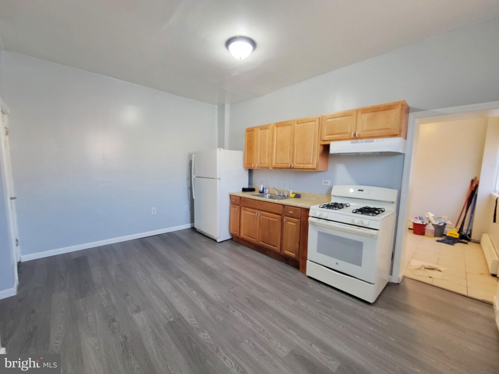 3168 Reach Street Philadelphia, PA 19134 - Photo 3 of 15