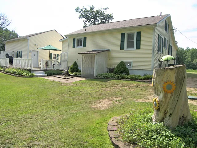 $499,900 | 19449 Highway 12, New Buffalo, MI 49117