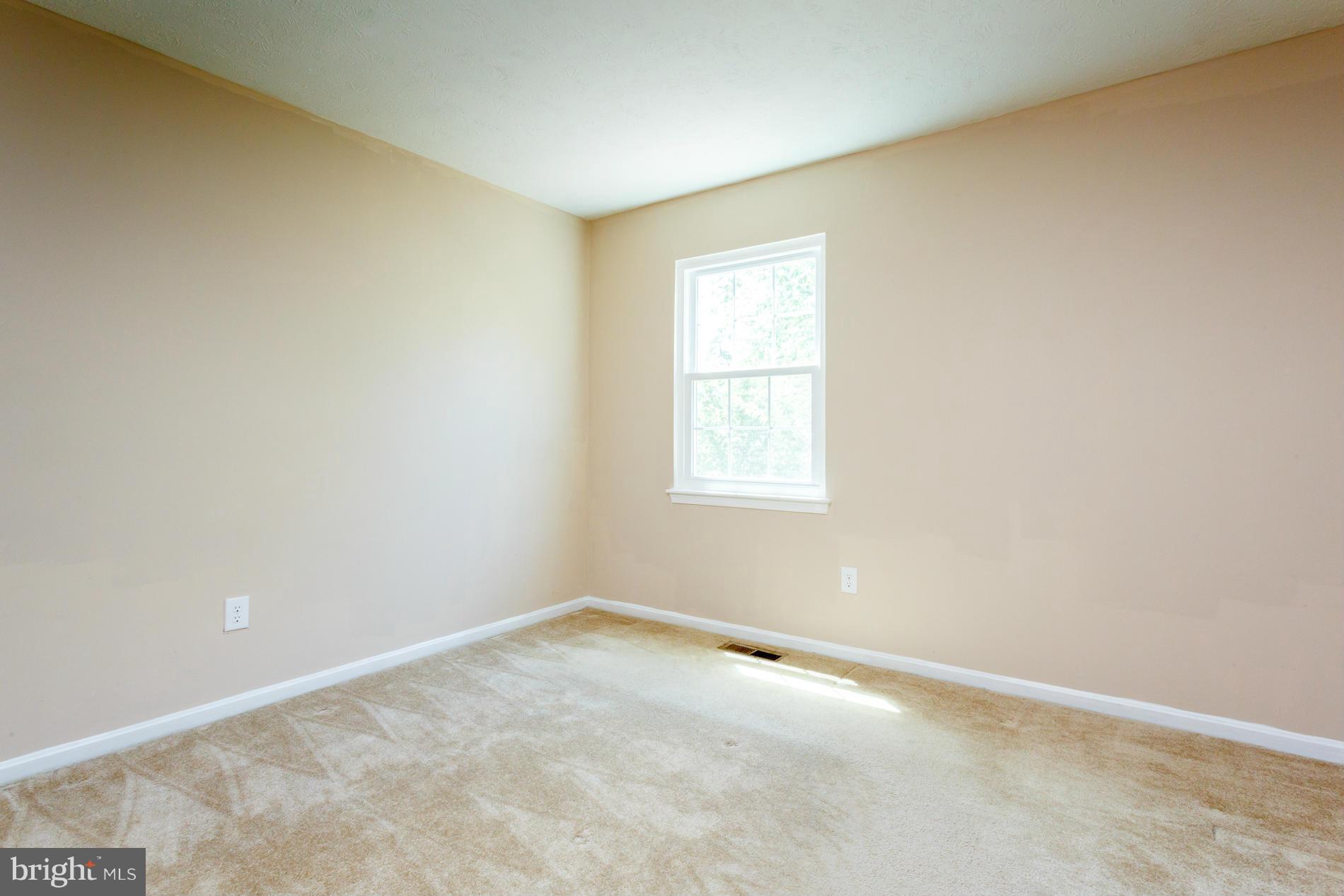 8927 Rolling Road Manassas, VA 20110 - Photo 11 of 17 Bedroom