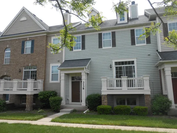 $319,900 | 3138 Taunton Street, Elgin, IL 60124