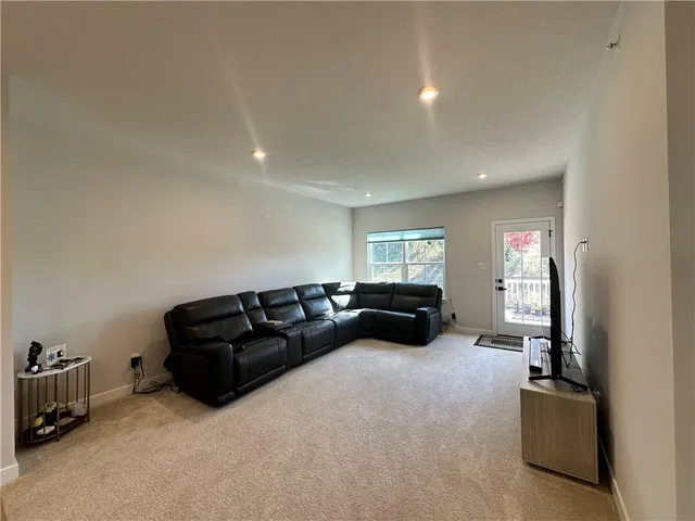 $3,200 | 149 Melinda Court, Sewickley, PA 15143