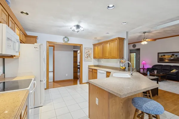 $529,900 | 638 Merrion Road, Roscoe, IL 61073