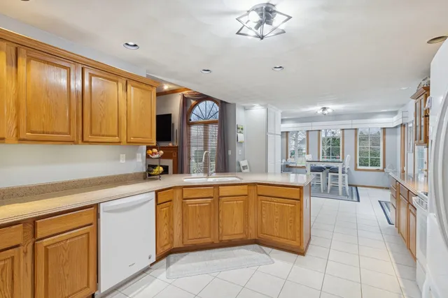 $529,900 | 638 Merrion Road, Roscoe, IL 61073