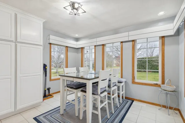 $529,900 | 638 Merrion Road, Roscoe, IL 61073