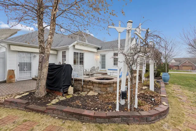 $559,900 | 638 Merrion Road, Roscoe, IL 61073