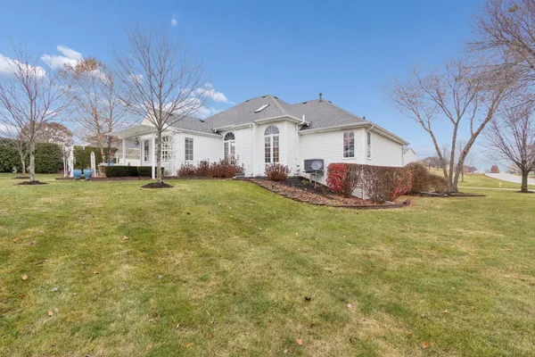 $529,900 | 638 Merrion Road, Roscoe, IL 61073